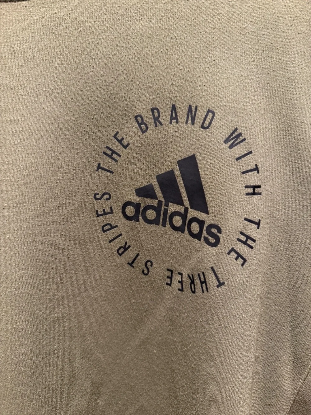 Adidas Sweatshirt